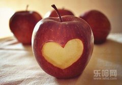 苹果里面烂了还能吃吗,苹果里面坏了还能吃吗