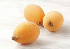 吃枇杷要剥皮吗,枇杷的皮能吃吗,枇杷能带皮吃吗