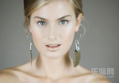 性生活后小腹痛是怎么回事,做完爱小腹痛怎么回事爱爱后小腹胀痛