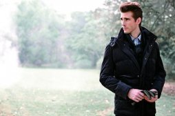 男性冬天手脚冰凉是怎么回事,男人冬天手脚冰凉是怎么回事,男人冬