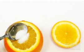 盐蒸橙子的功效与作用,盐蒸橙子的做法,盐蒸橙子一天吃几次