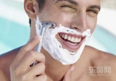 刮胡子刮破了怎么快速止血,刮胡子刮出血了怎么办,刮胡子出血怎么