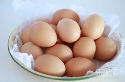 发烧不能吃什么,发烧不能吃什么食物,发烧不能吃什么东西