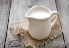拉肚子能喝牛奶吗,拉肚子可以喝牛奶吗, 拉肚子可不可以喝牛奶