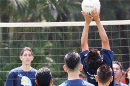 气排球的接球方法 接球小妙招