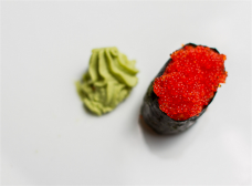 吃鱼子酱有什么好处 鱼子酱好吃吗