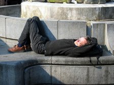 打鼾是什么原因引起的 打鼾可能威胁性功能