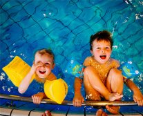 游泳入门自学法 游泳的好处