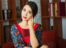 速学台球的六大技巧 选择软硬适中的球杆