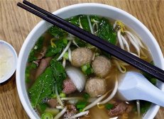 夏季饮食养生大蒜好处多