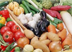 老人吃大蒜有什么好处 大蒜虽臭有益身体健康