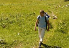 白发经典食疗方 煲汤补肝肾预防白发