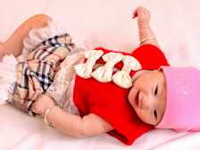 新生儿打嗝怎样预防和处理