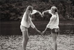 推拿按摩腋窝可舒筋活血延缓衰老