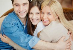 夏季火气大 拔罐祛火排毒变健康