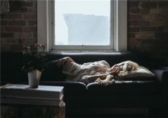 4种奇特护肤法 豆腐擦脸法